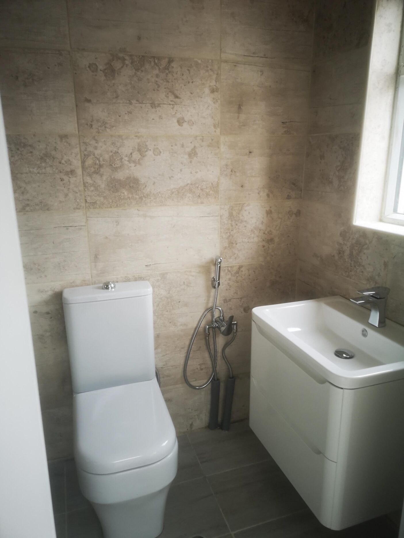 bathroom1-6-scaled.jpeg