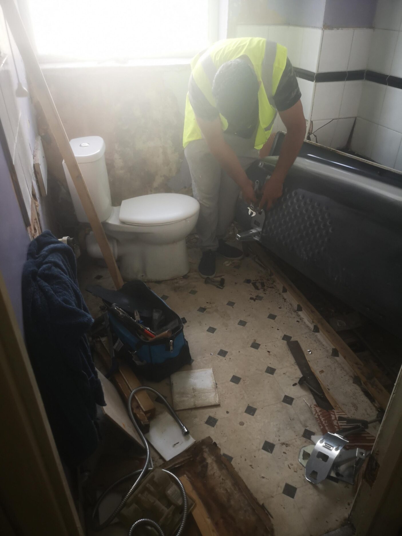 bathroom2-5-scaled.jpeg