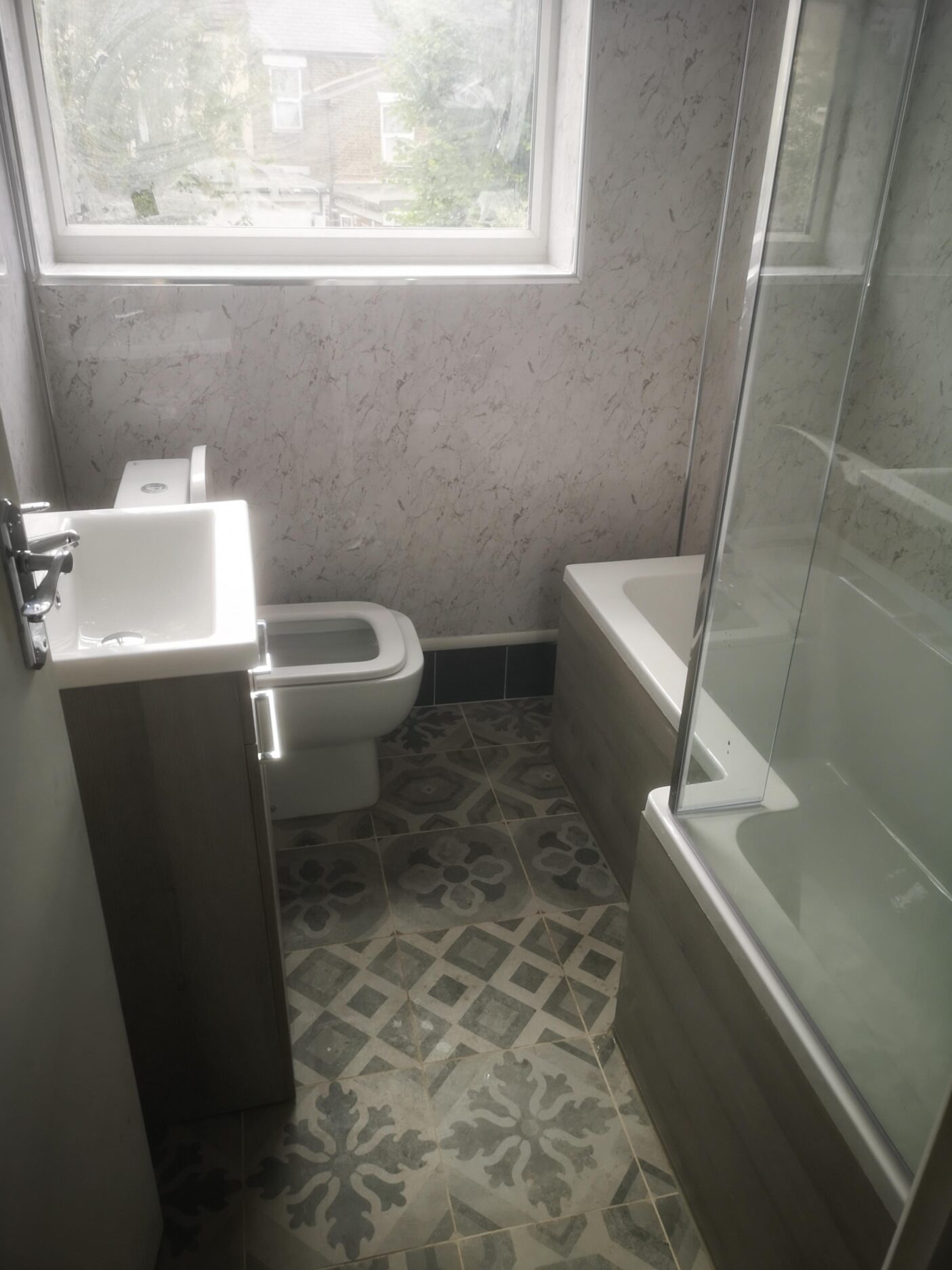 bathroom2-9-scaled.jpeg